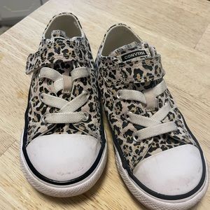 Toddler converse shoes